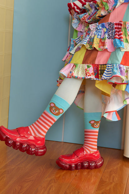 Ensemble de chaussettes mi-mollet à rayures colorées avec ours