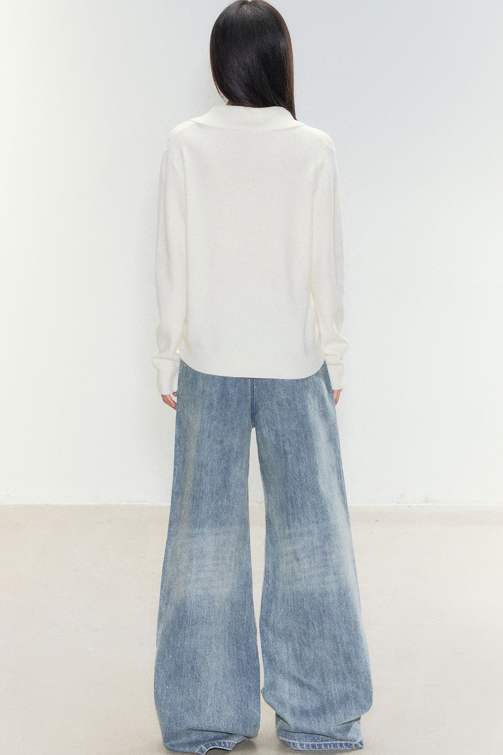 One-Shoulder Hoodie and Jeans Set-Up