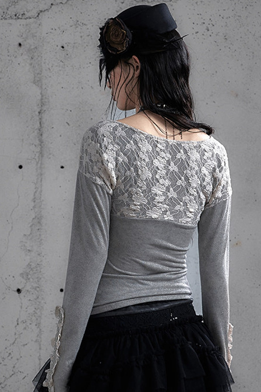 蕾絲拼接刺繡Long sleeve針織上衣