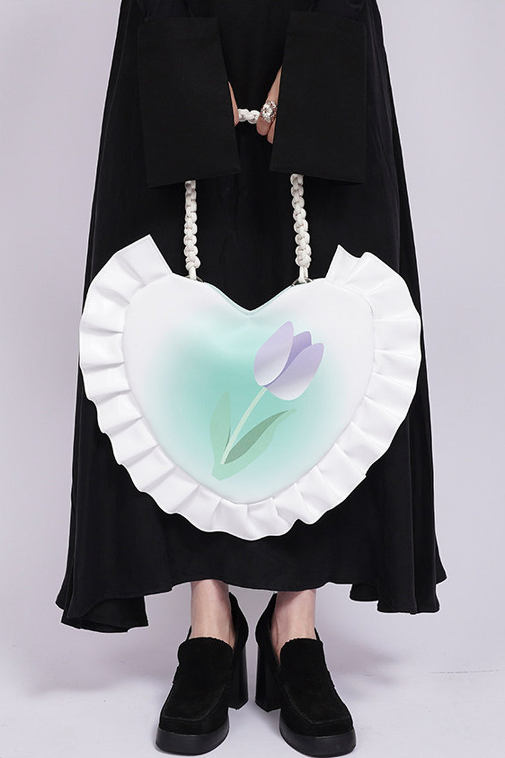 Tulip Heart Woven Crossbody Bag