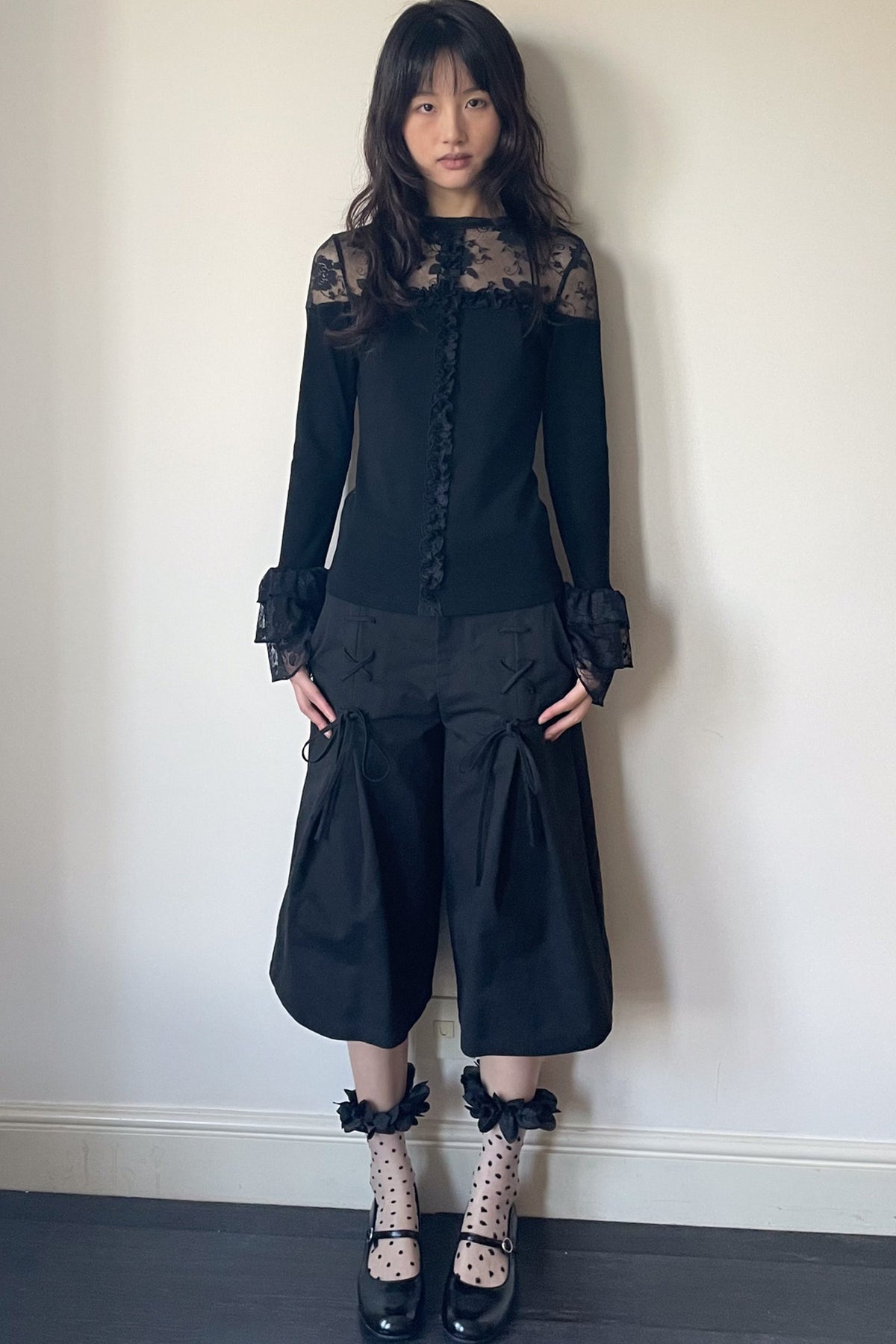 Lace Patchwork Ruffle Sleeve Knit Top
