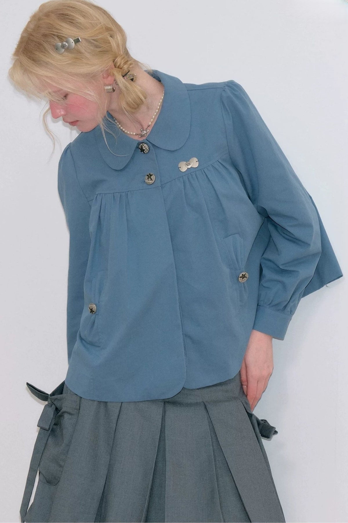 Blaue Workwear-Jacke mit Bubikragen