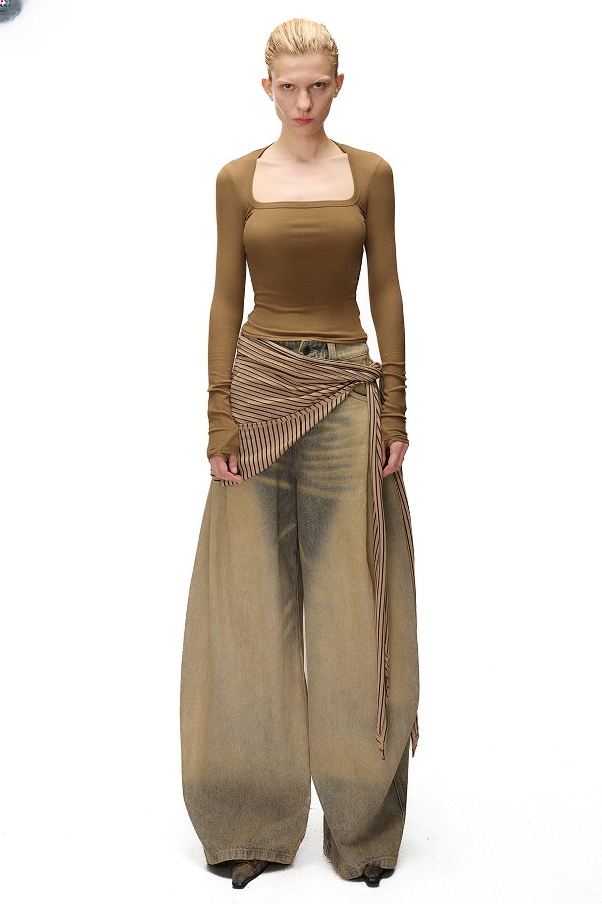 Wide-Leg Washed Vintage Scimitar Jeans
