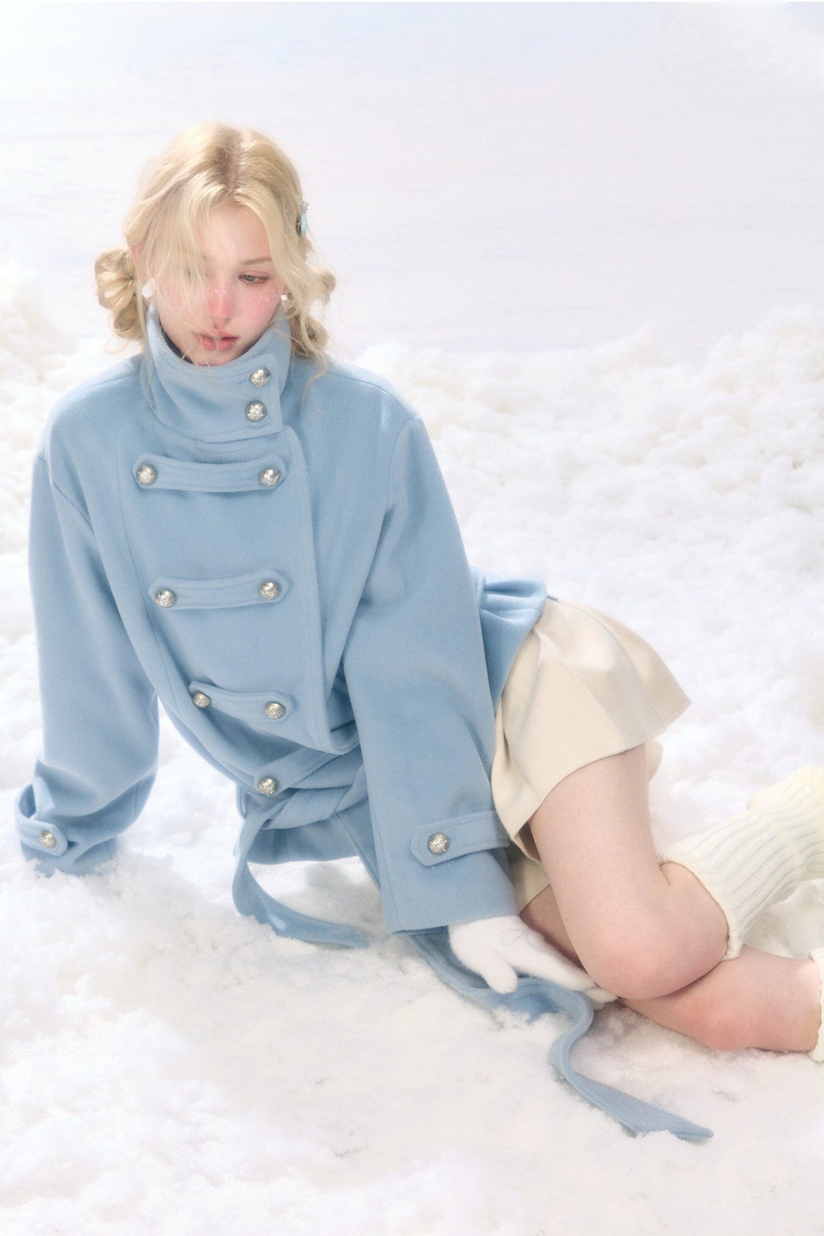 연한 파란색 퍼 스탠드 칼라 울 재킷