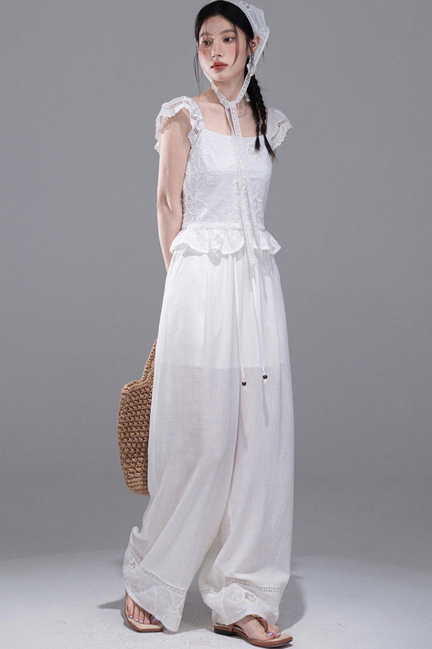 Moon White Lace Top Pants Set-Up