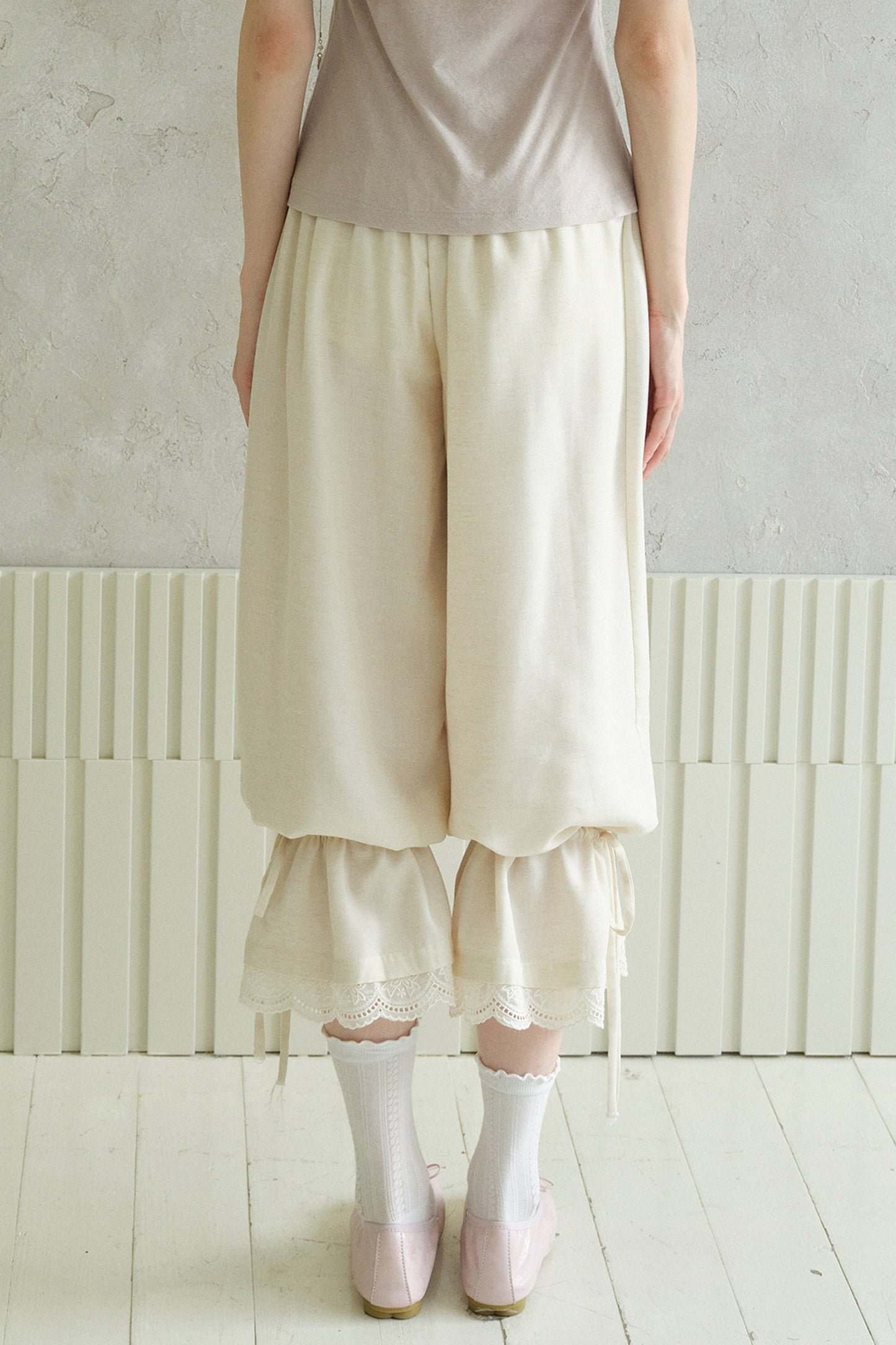 Flower Bud Lace High-Waisted Lantern Pants