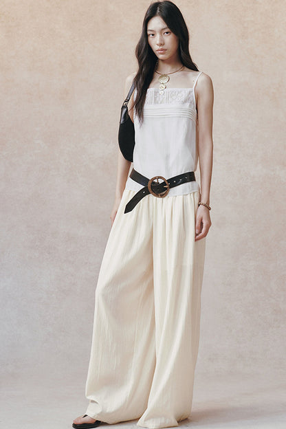 Canotta in pizzo vintage con spalline arricciate e linea ad A