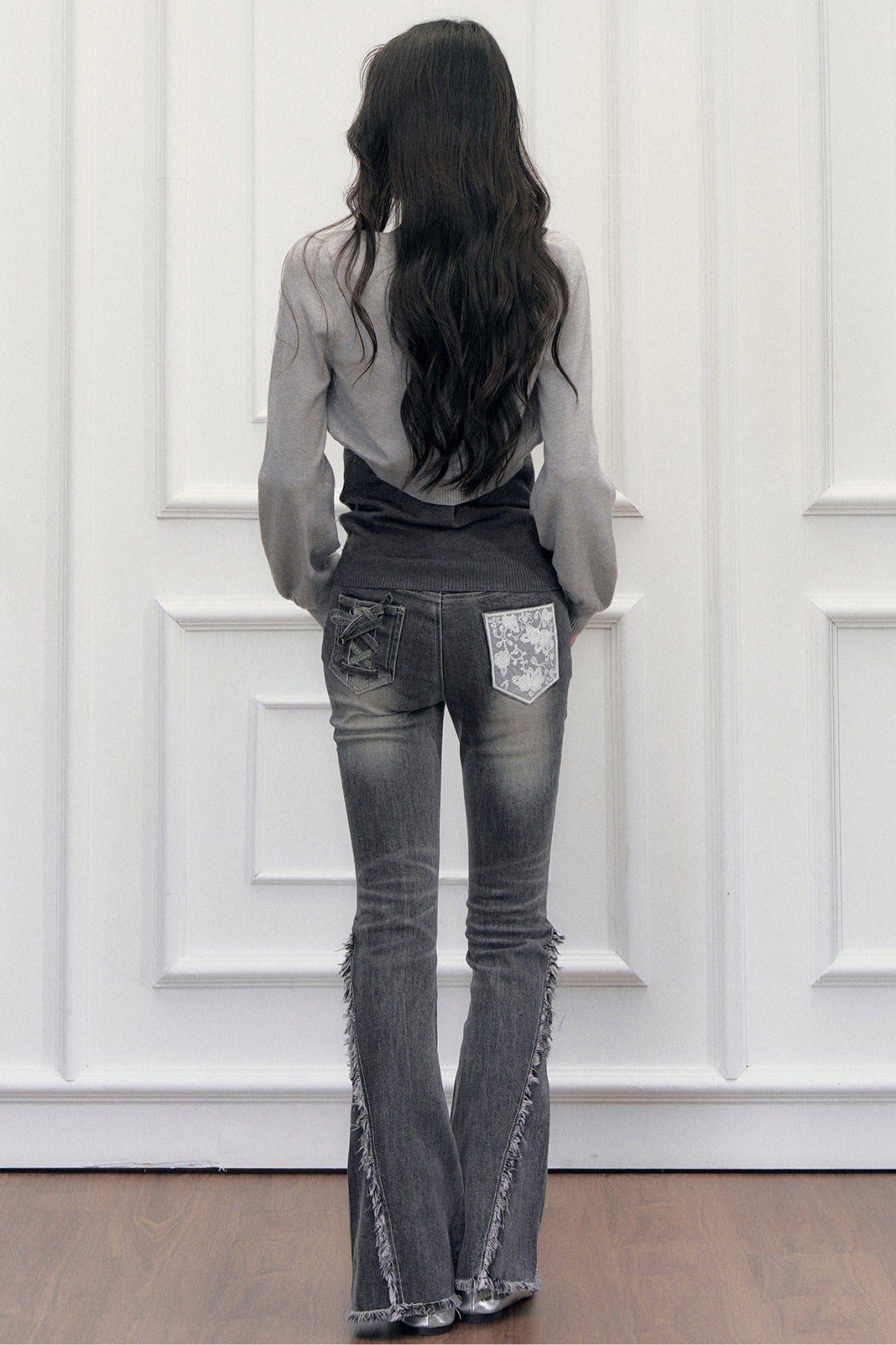 High-Waist-Jeans im Used-Look mit Schlag