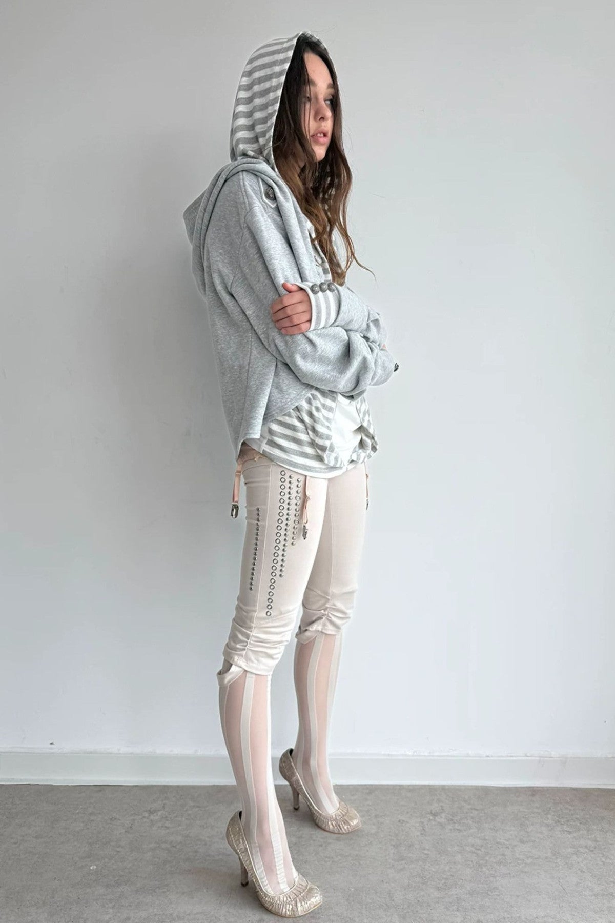Metal Rhinestone Stretch Capri Pants