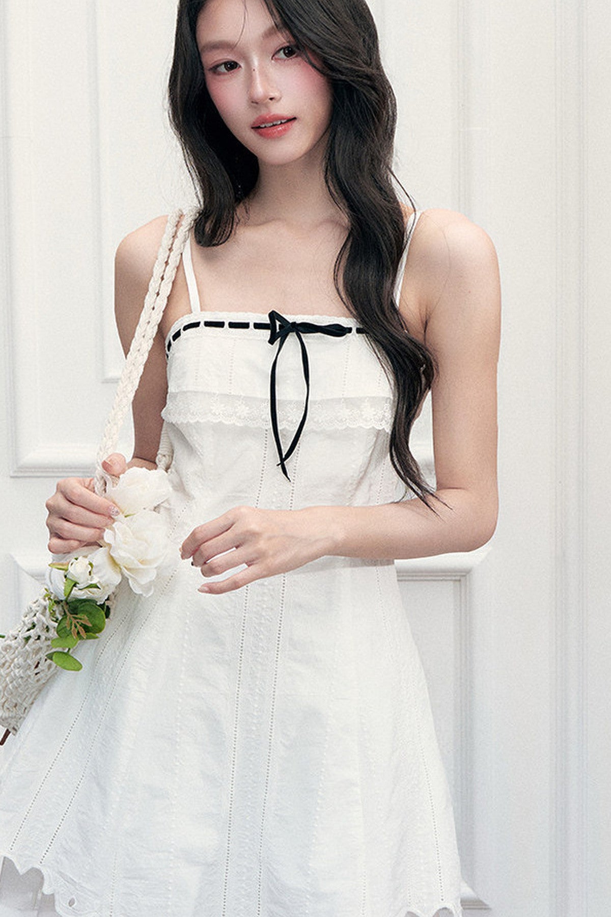 Ensemble robe trapèze en dentelle et cardigan