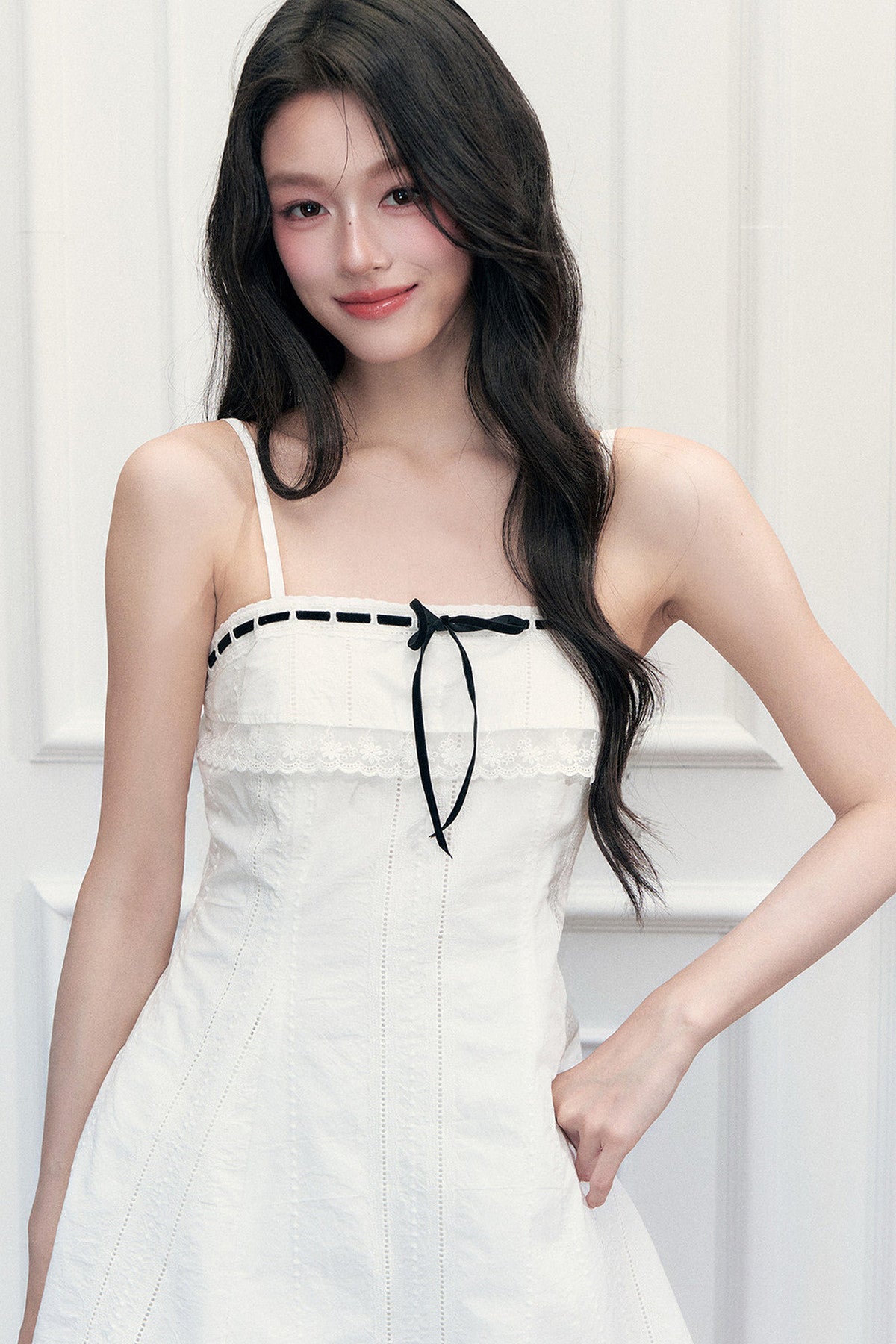Ensemble robe trapèze en dentelle et cardigan