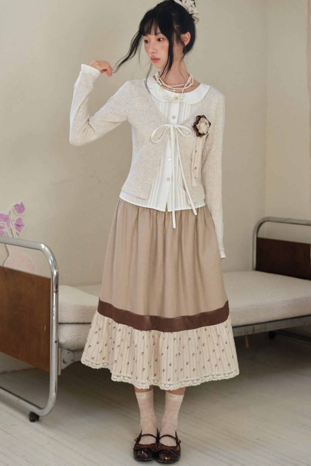Beige Wool Tie-Up Doll Collar Knit Cardigan Top