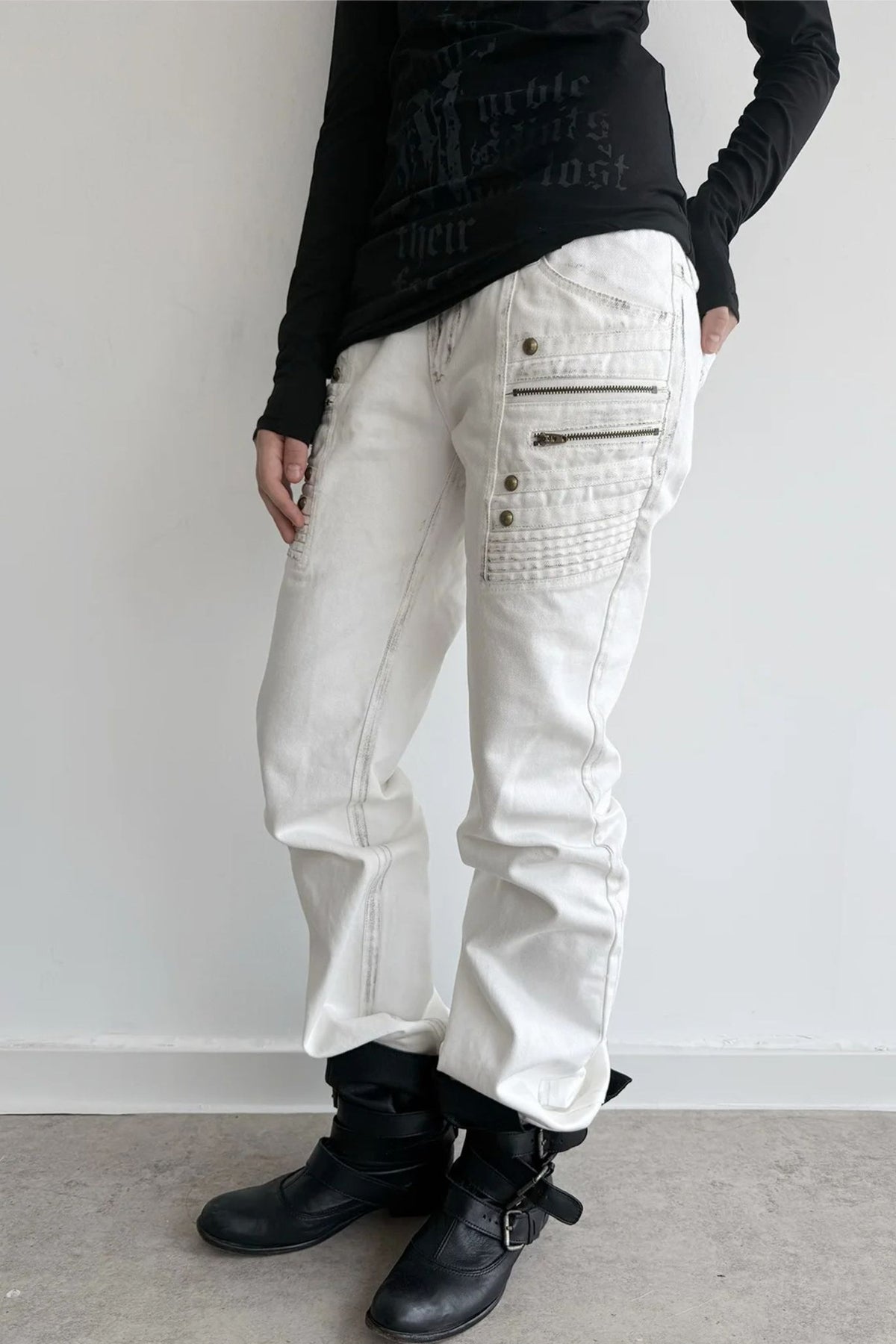 Flared Distressed Three-Dimensional Stitching Jeans