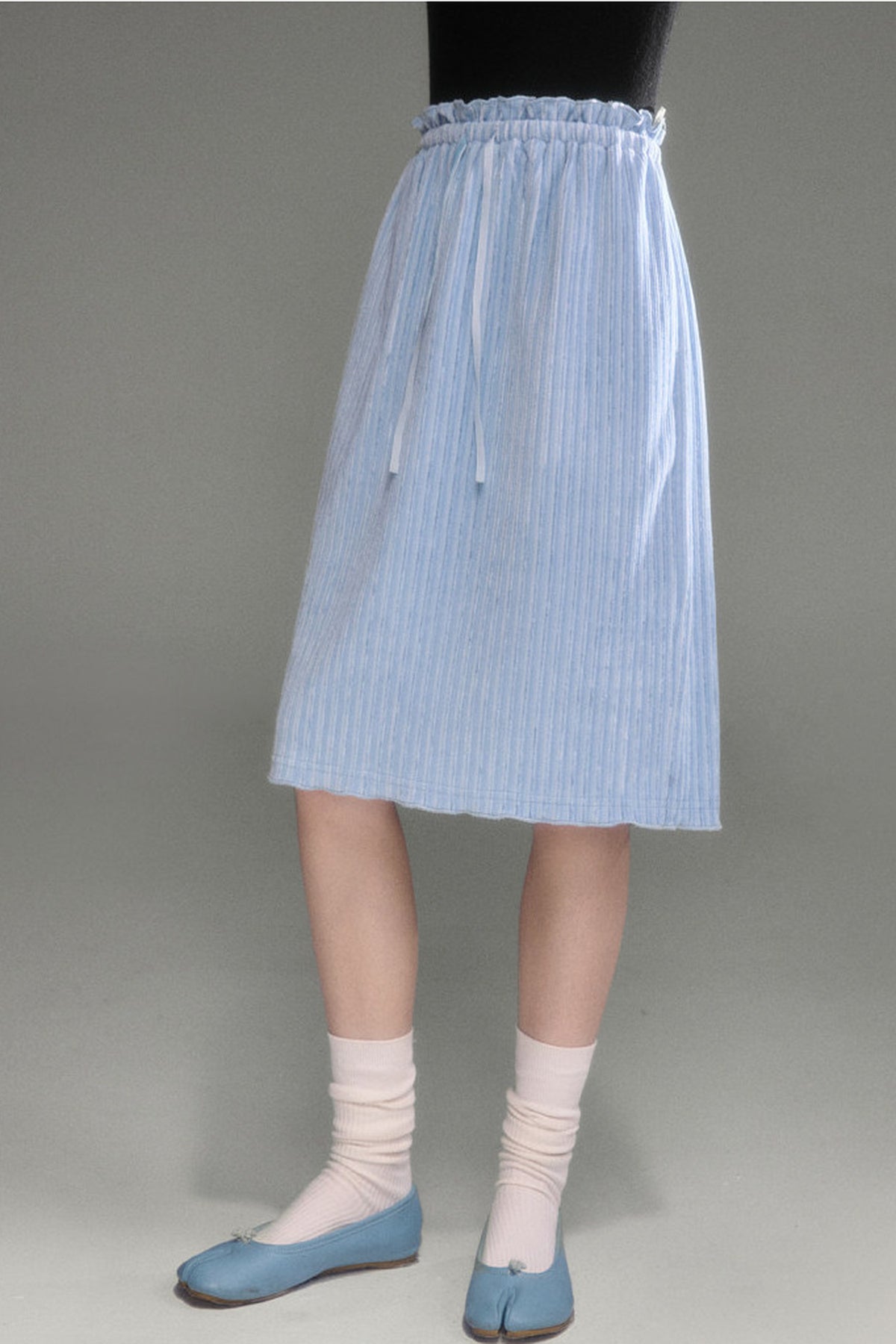 Moonlight Waterfall Long-Sleeve Ribbon Top and Skirt Set-Up