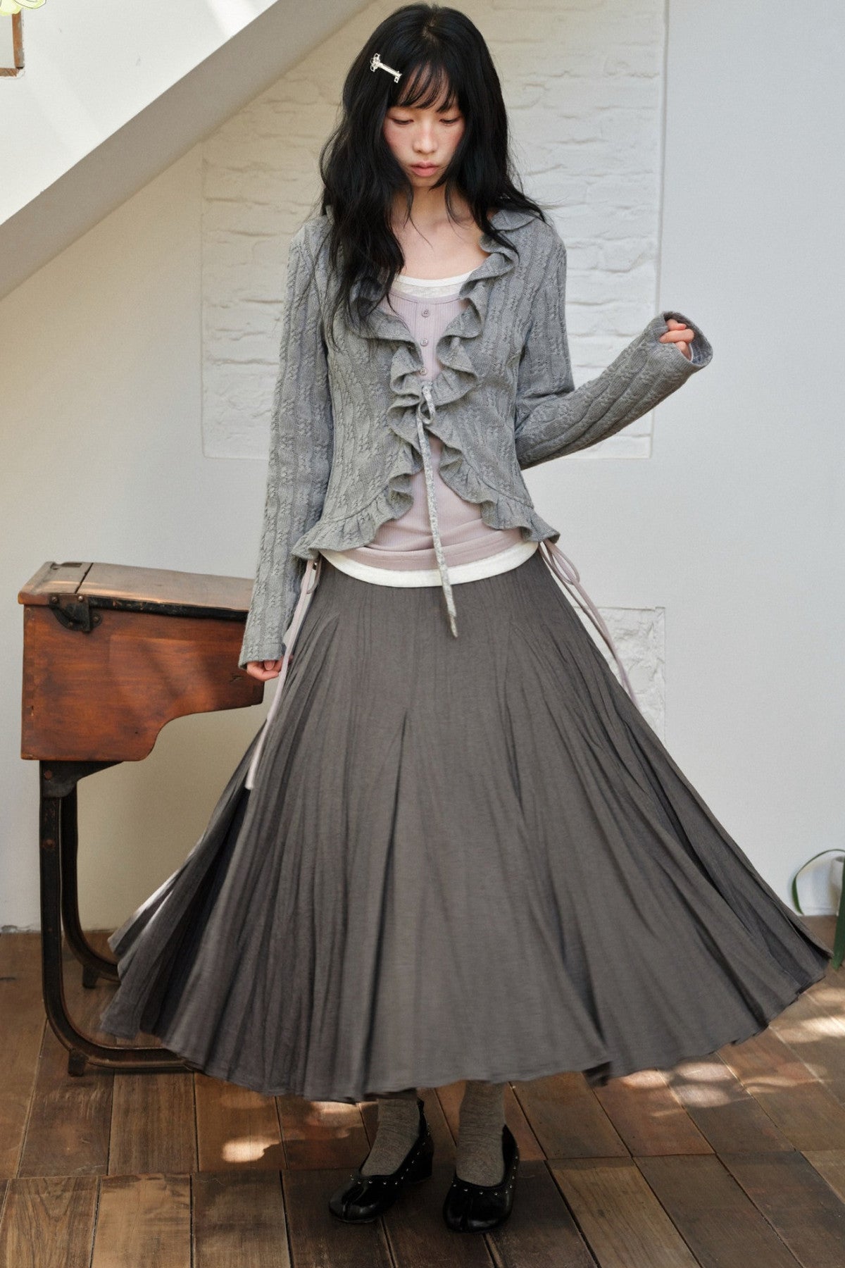Deep Gray Wrinkled A-Line Midi Skirt