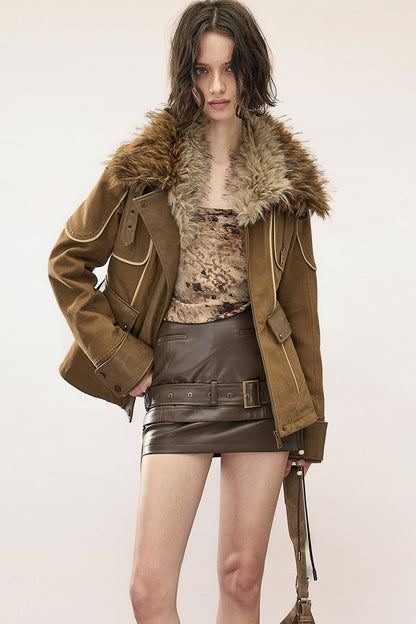 Gesteppte Baumwolljacke im Patchwork-Stil mit Lederapplikation