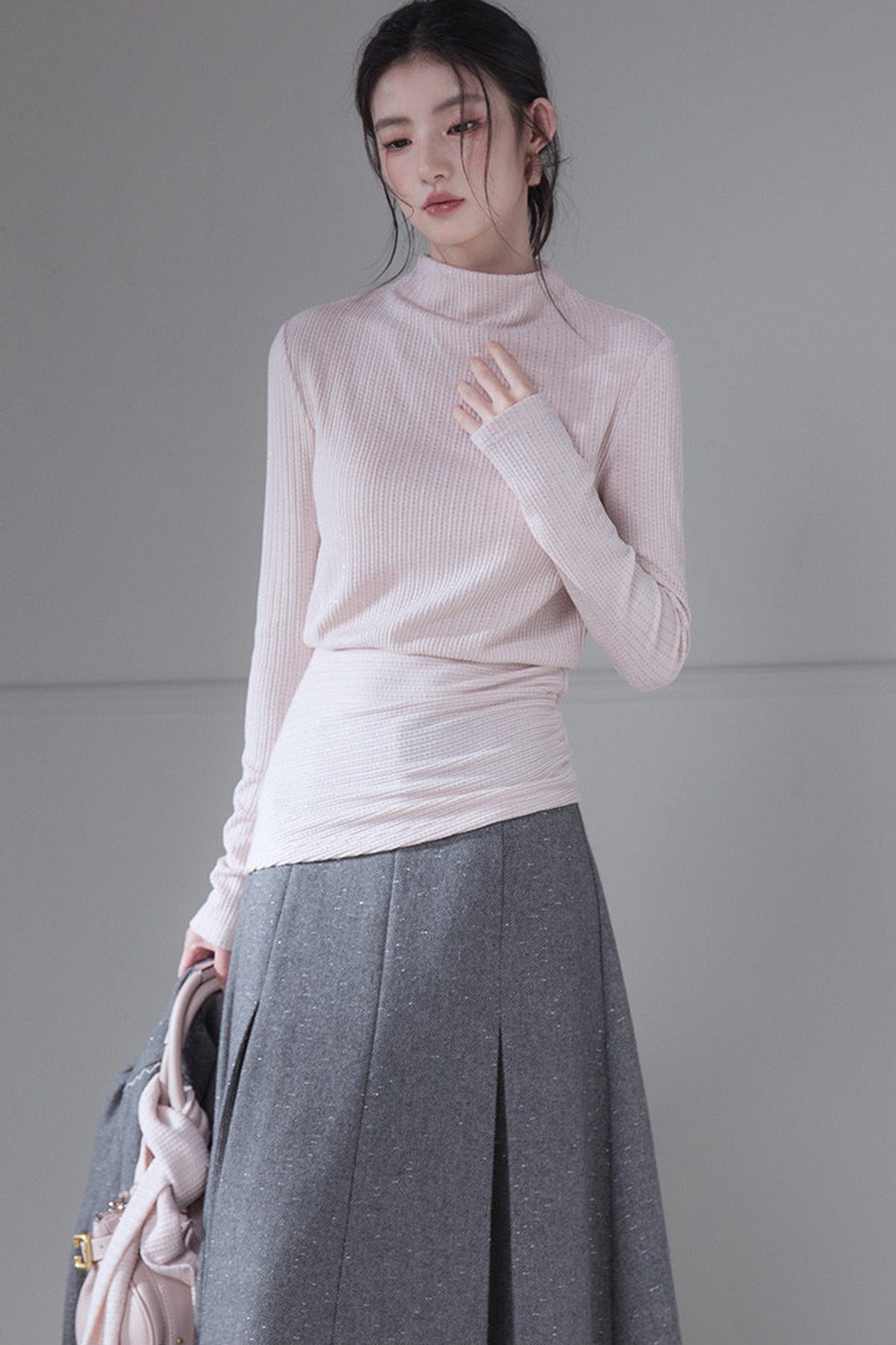 Fine Shimmer Waist-Cinching Base Layer Top and Scarf Set