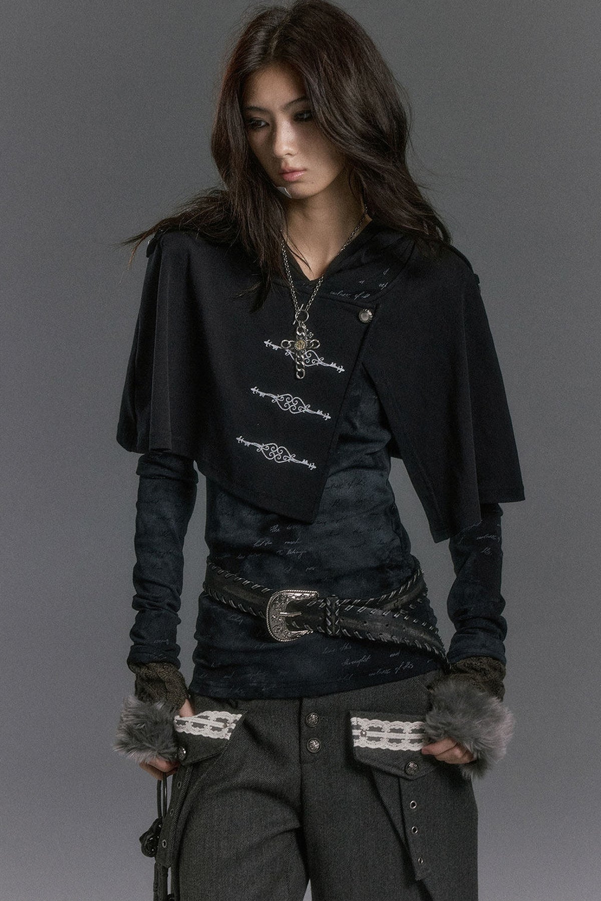 Silver Letter Print Hooded Knit Top