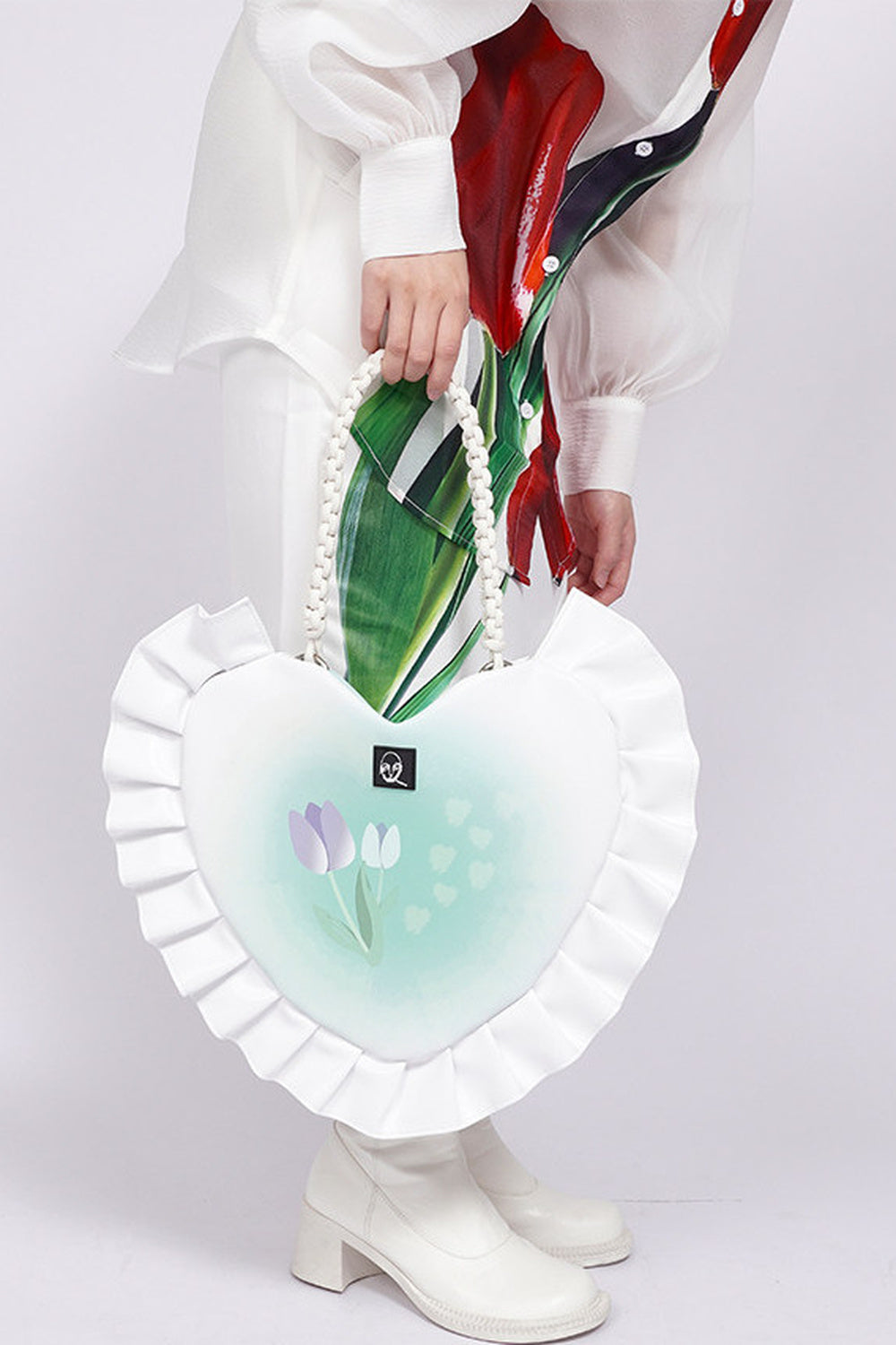Tulip Heart Woven Crossbody Bag