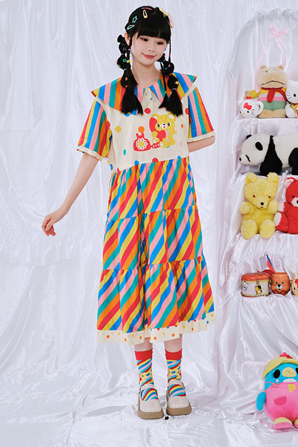 Regenbogen-Tagebuch-Kleid im japanischen Stil