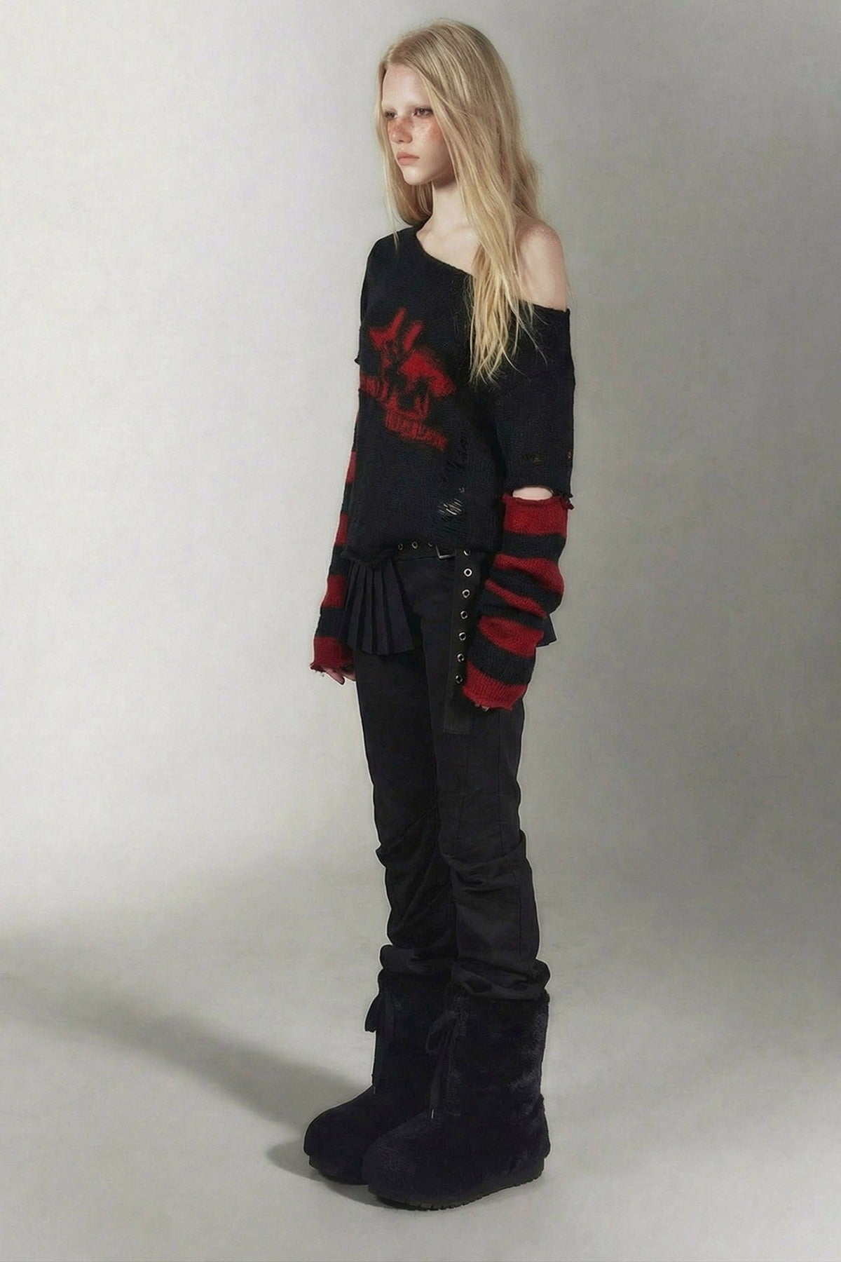 Red Black Batwing Detachable Sleeve Sweater
