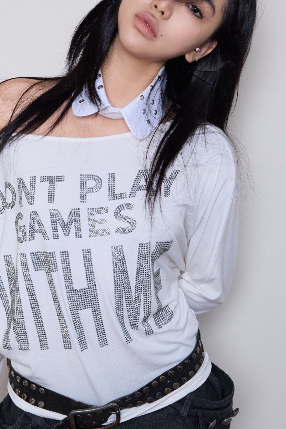 Rhinestone Off-Shoulder Loose T-Shirt