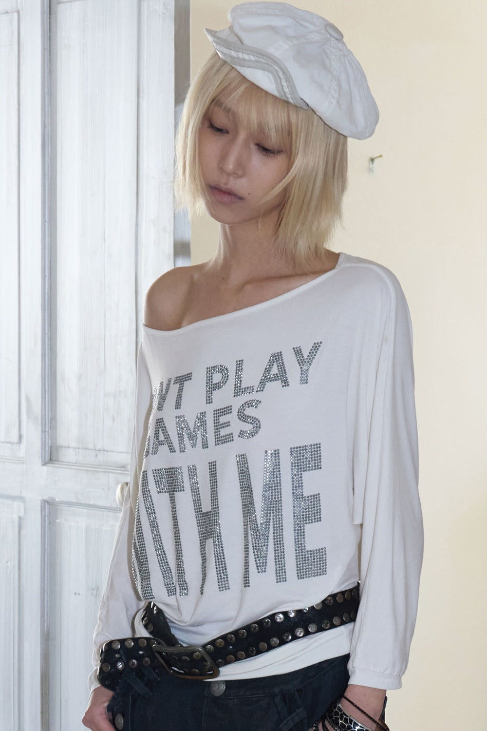 Rhinestone Off-Shoulder Loose T-Shirt