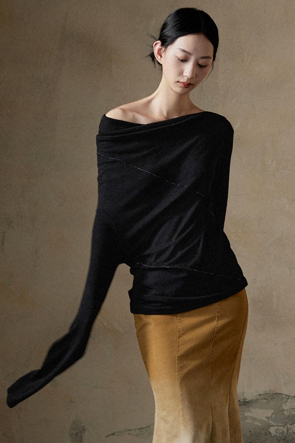 One-Shoulder Long Sleeve Top