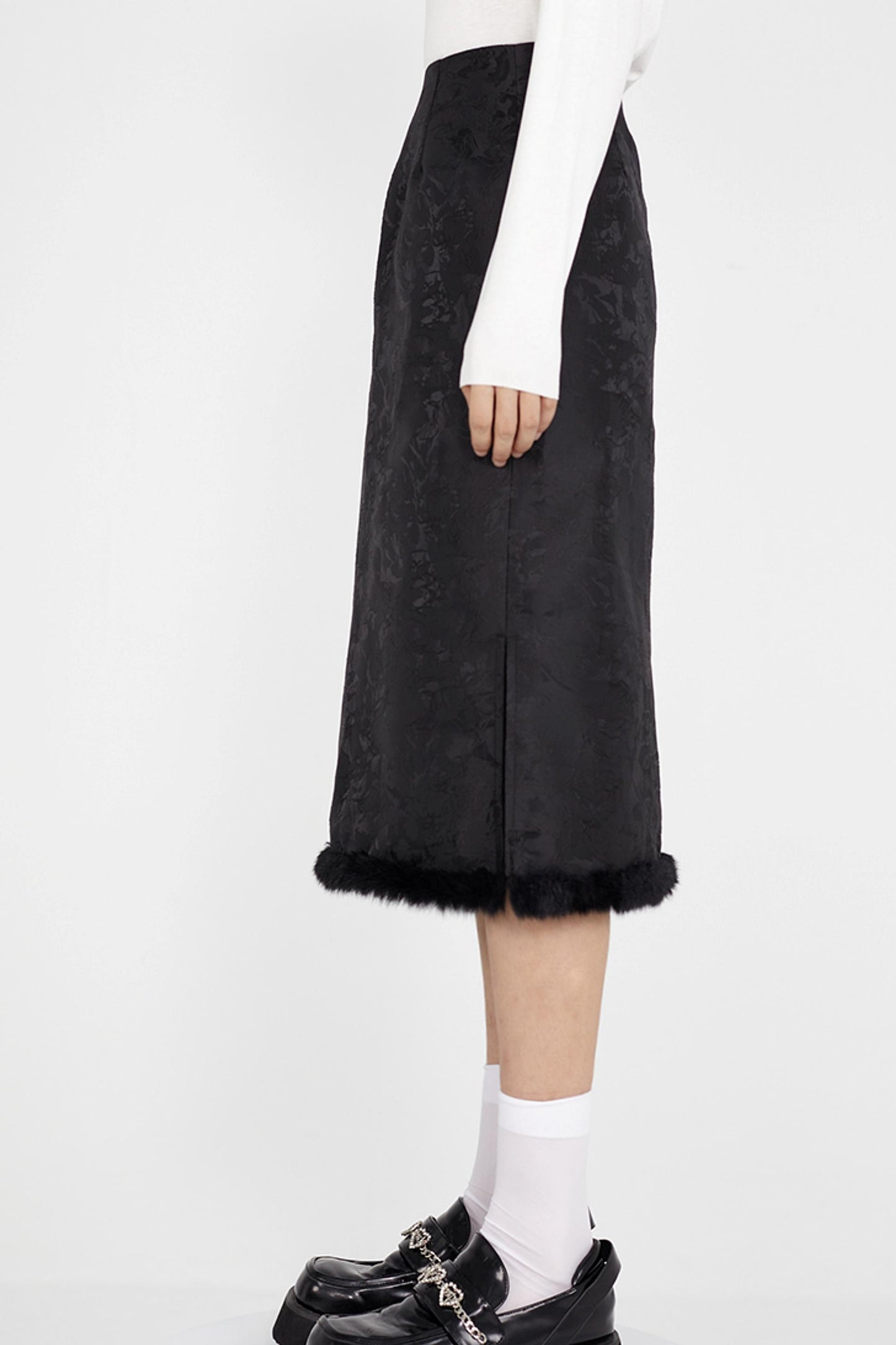 Vintage-Inspired Slimming Skirt