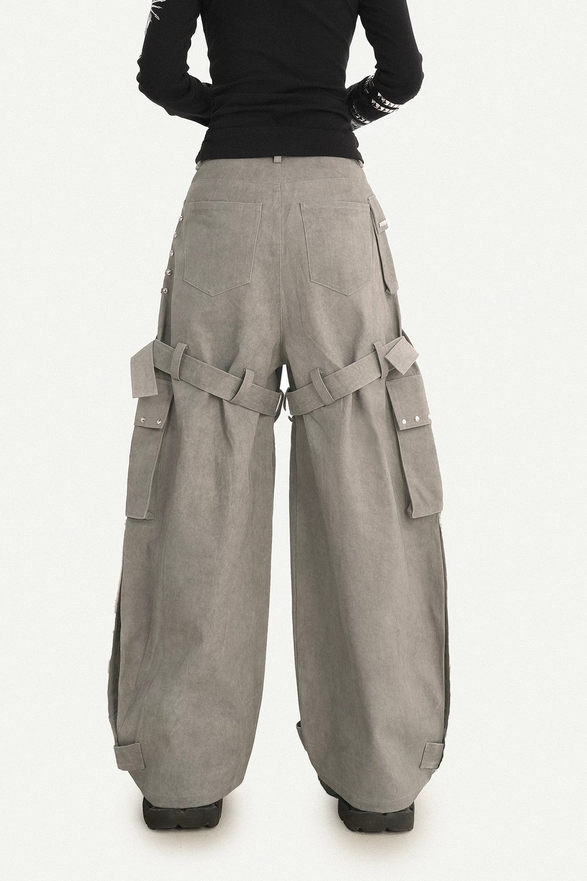 Gray Multi-Pocket Belt Wide-Leg Pants