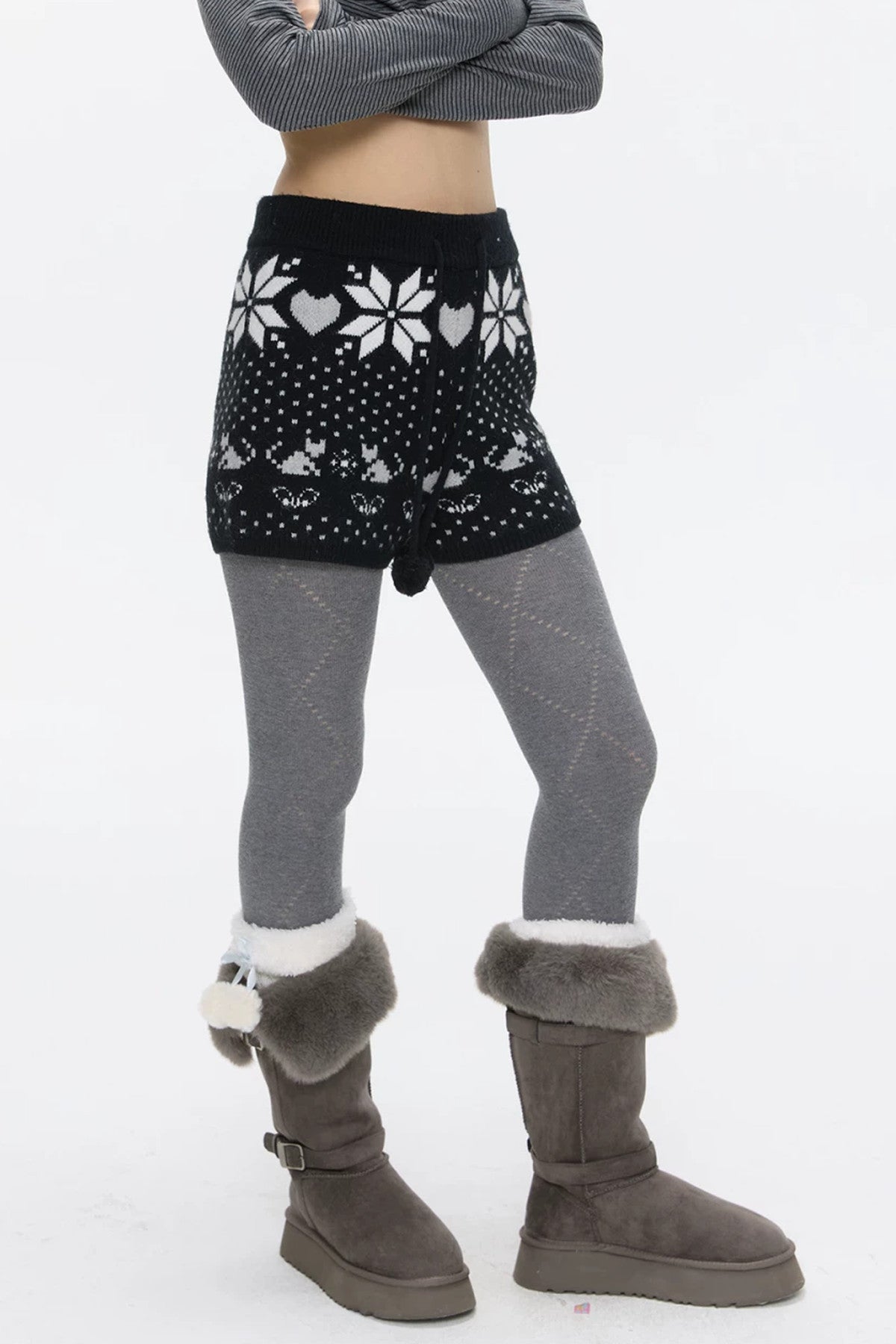 High-Waisted Snowflake Polka Dot Shorts