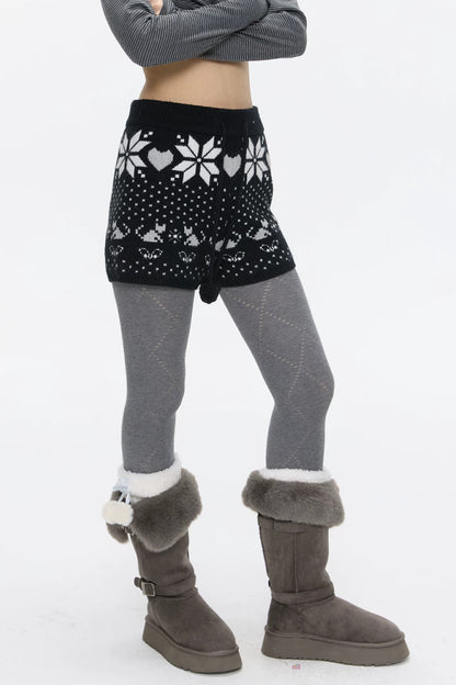 High-Waisted Snowflake Polka Dot Shorts