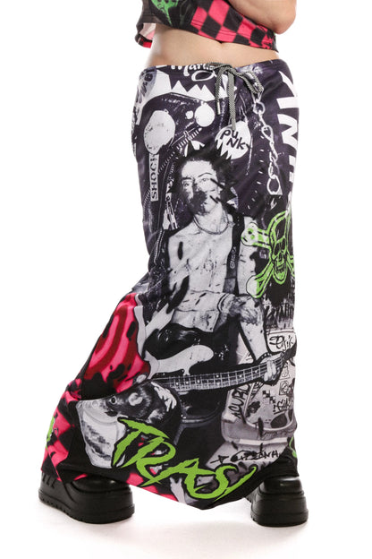 Bodenlanger Rock mit Punkrock-Print