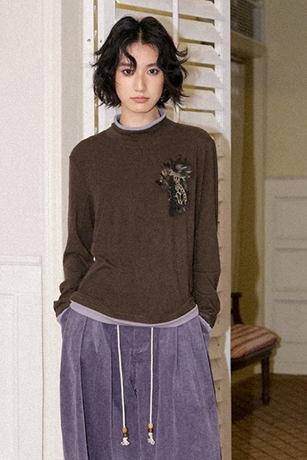 Color-Blocking Half-High Collar Apple T-shirt