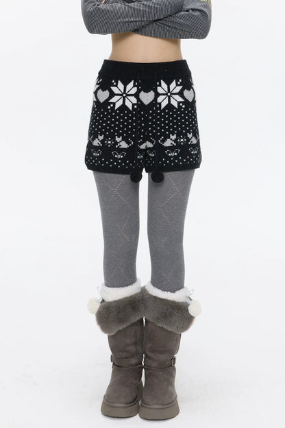 High-Waisted Snowflake Polka Dot Shorts