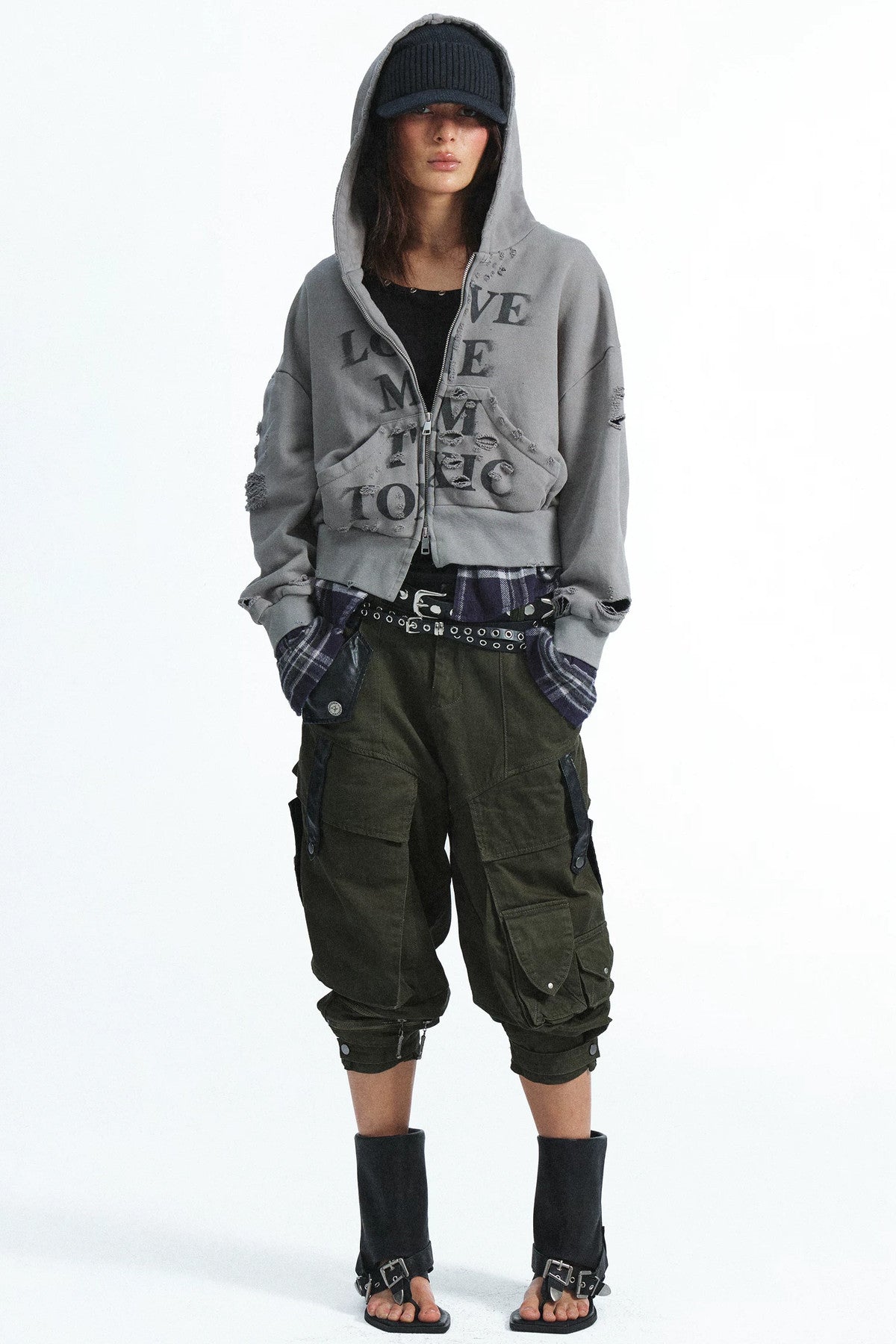 Multi-Pocket Contrast Stitching Cuffed Cargo Pants