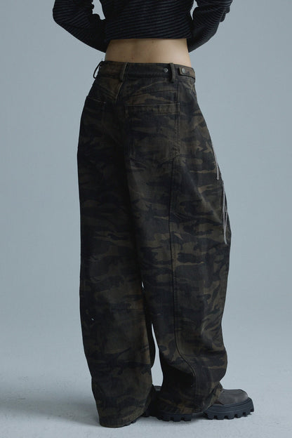 Chain Scimitar Camo Wide-Leg Pants
