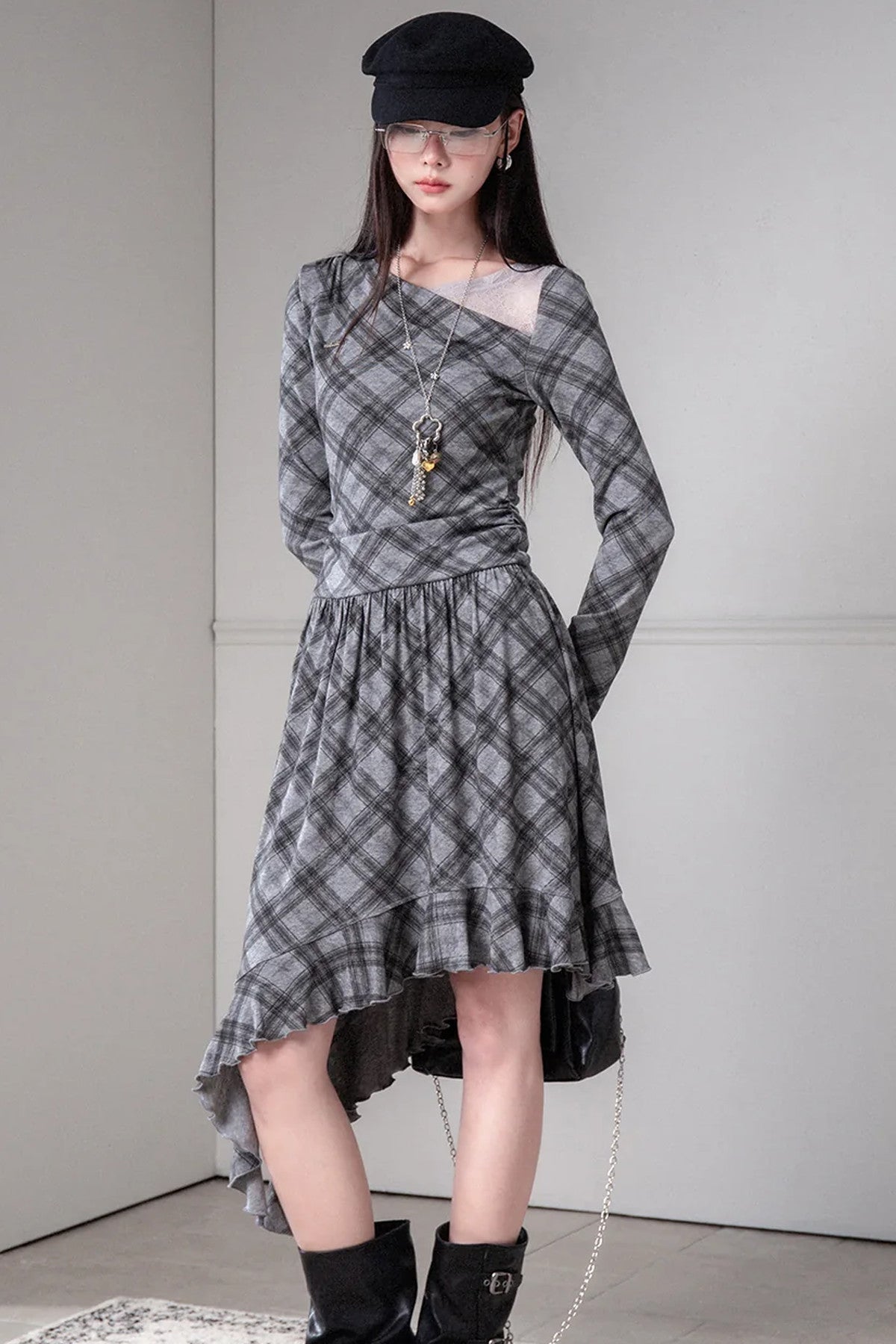 Asymmetrical Off-Shoulder Low-Waist Lace Knit Dress