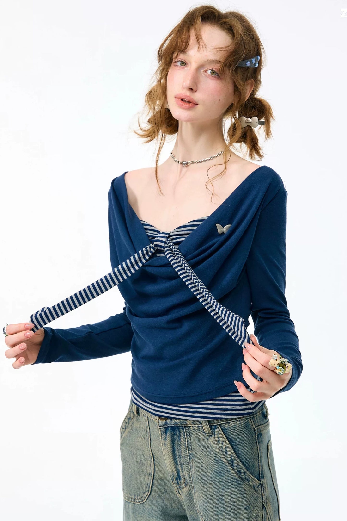 Haut en tricot rayé gris bleu
