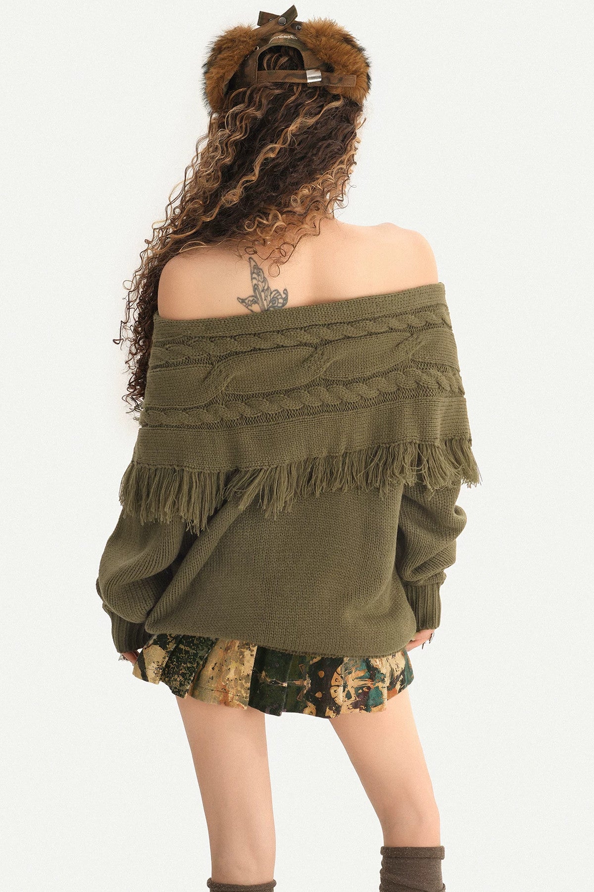 One-Shoulder Tassel Loose Knit Sweater