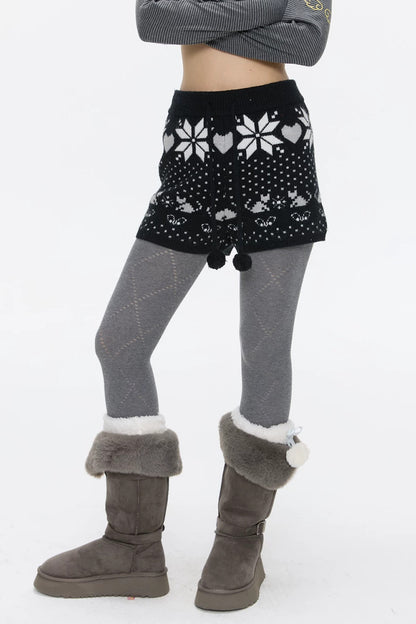High-Waisted Snowflake Polka Dot Shorts