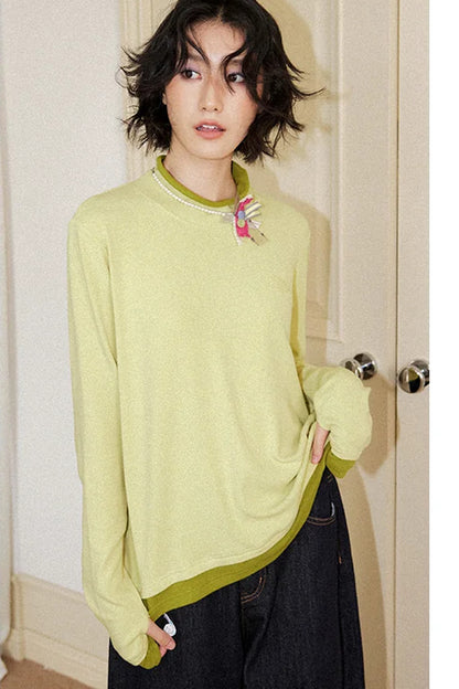Color-Blocking Half-High Collar Apple T-shirt