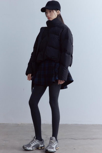 Two-Color Ribbed Knitted Cap