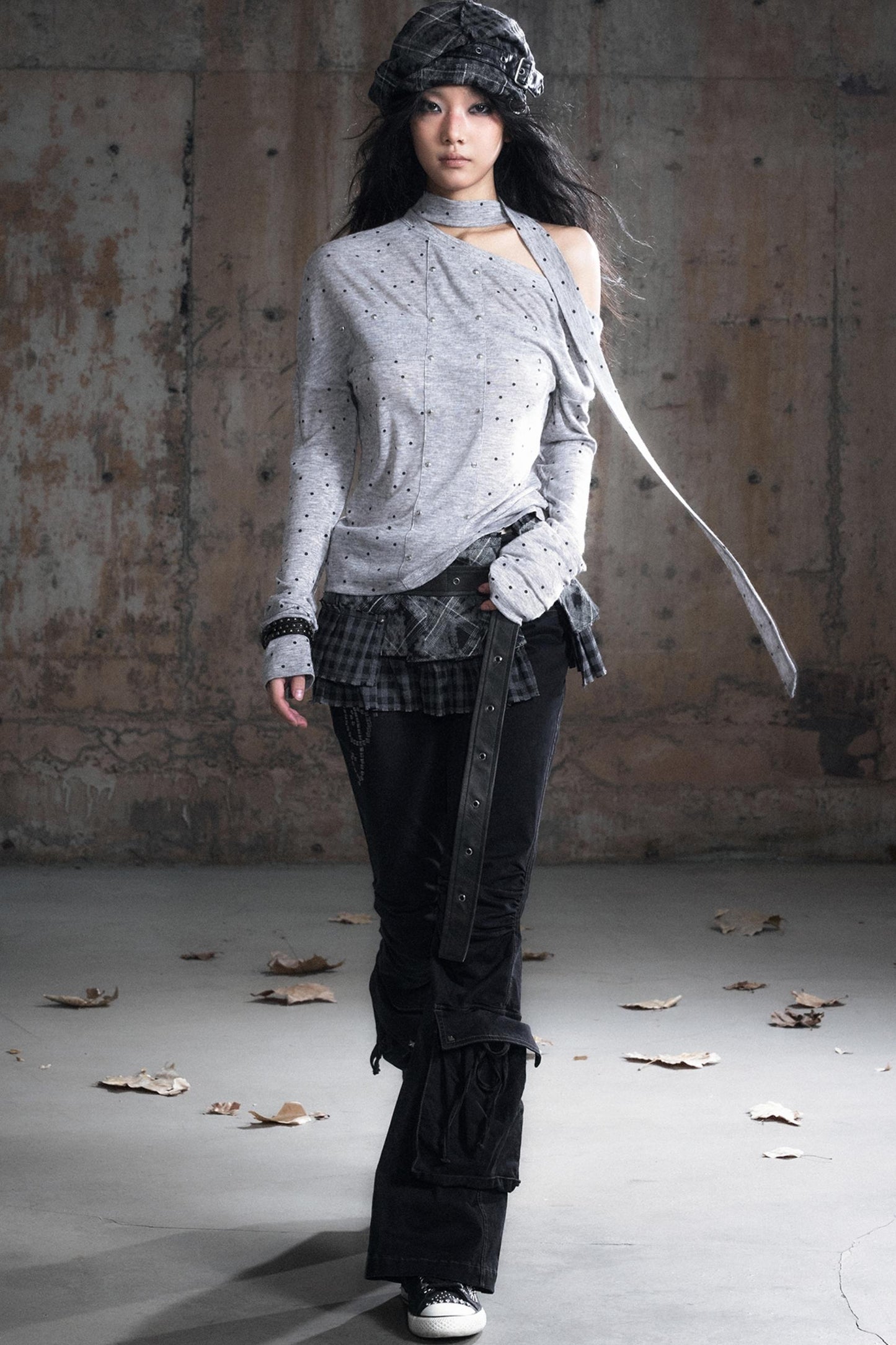 Cross-Print Knit Long Sleeve T-Shirt